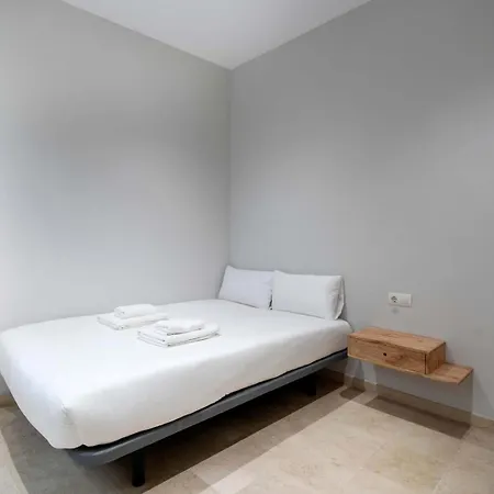 Off - Spacest - Carrer De La Llanterna A ולנסיה