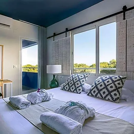 & Co. Saler Boutique Hotel