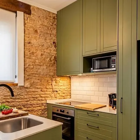 شقة Modern 1 Bedroom In Historic Center • Ground F