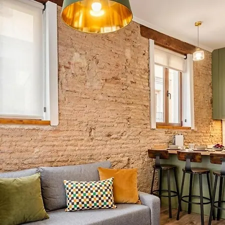 Modern 1 Bedroom In Historic Center • Ground F * فالنسيا