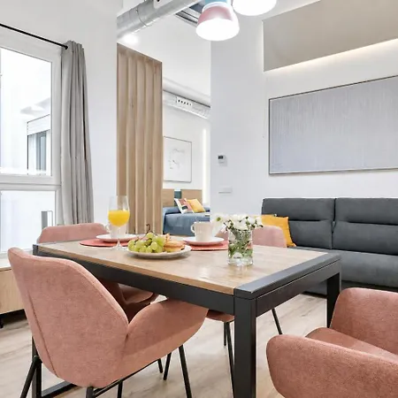 Ciutat Vella Modern Apartment *