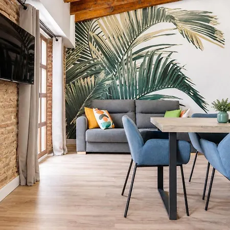 Ciutat Vella Modern Apartment *