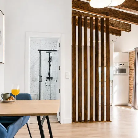 Ciutat Vella Modern Apartment