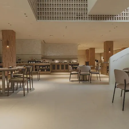 Intelier Malvarrosa Plaza 4*