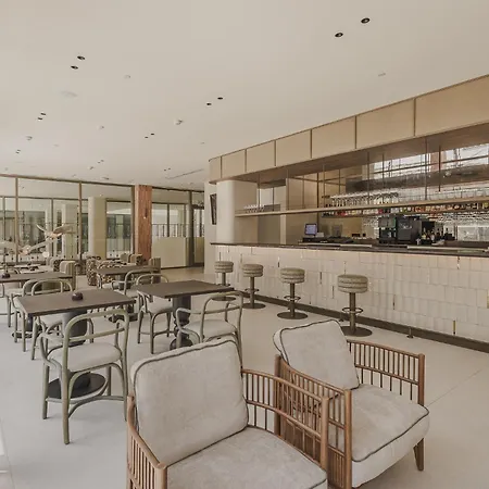 Hotel Intelier Malvarrosa Plaza 4*