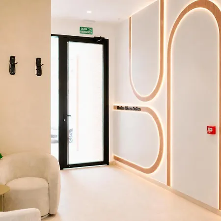 Suitestays Marino Albesa - Ayora, Lägenhetshotell 4*