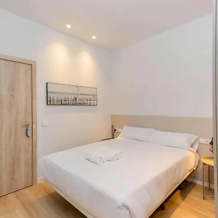 Stancia Benimaclet - 9 بيت للعطل *