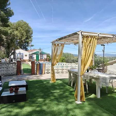 Naturally Cool, Units A And B With 80m2 Square Meters Super Pool,mountain Hiking Trail بيت خشبي *