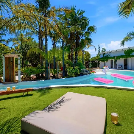 Вилла Tropical, Piscina, Bar, Bbq, Aire Acondicionado, 16 Personas Валенсия