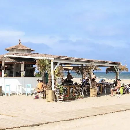 بيت للعطل House With Private Pool, Aa And Bbq In Front Of The Sea