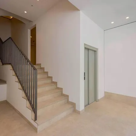 Stancia Benimaclet - 7 بيت للعطل *