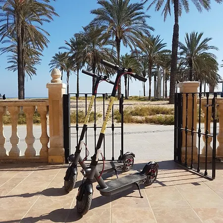 House With Private Pool, Aa And Bbq In Front Of The Sea * فالنسيا