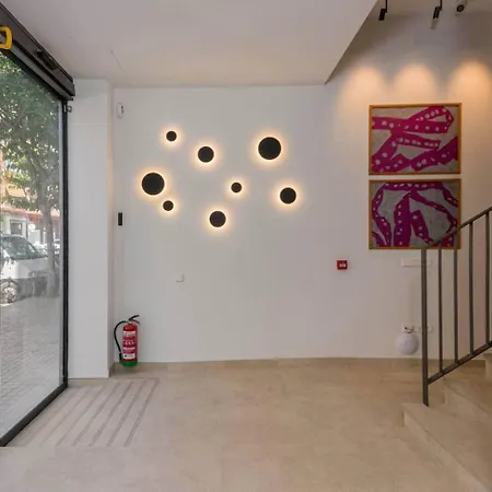 Stancia Benimaclet - 2 *