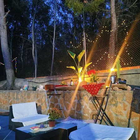 Naturally Cool, Units A And B With 80m2 Square Meters Super Pool,mountain Hiking Trail *