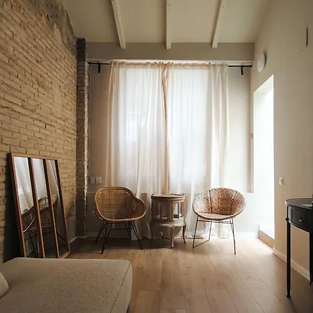 Casa Reina Cabanyal فالنسيا