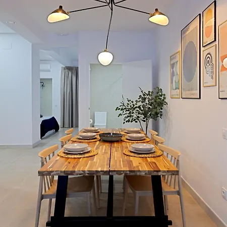 Modern With Patio And Two Bathrooms بيت للعطل فالنسيا