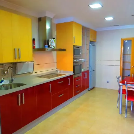 House With Private Pool, Aa And Bbq In Front Of The Sea فالنسيا