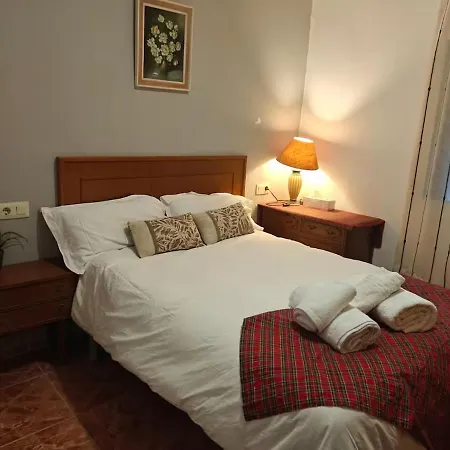 Naturally Cool, Units A And B With 80m2 Square Meters Super Pool,mountain Hiking Trail *