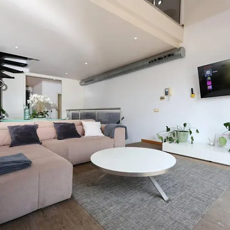Сasa de vacaciones Pepeflats - Vlc House With Garage, Ciencias