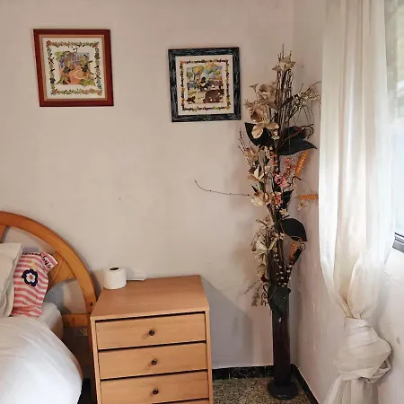 بيت خشبي Naturally Cool, Units A And B With 80m2 Square Meters Super Pool,mountain Hiking Trail *