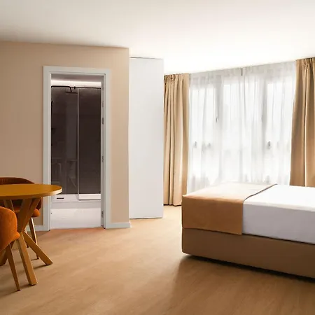 Limehome Gran Via Del Marques Aparthotel Valencie