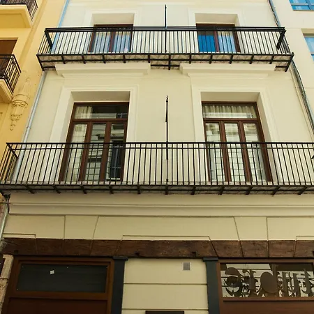 Arrels Mercat Boutique 4*