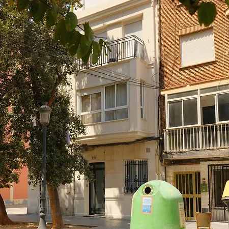 Casa Reina Cabanyal بيت للعطل