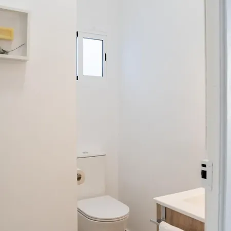 Coliving Ciudad De Ciencias Alloggio in famiglia *