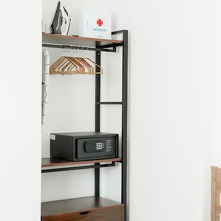 Suitestays Marino Albesa - Ayora, Lägenhetshotell Valencia