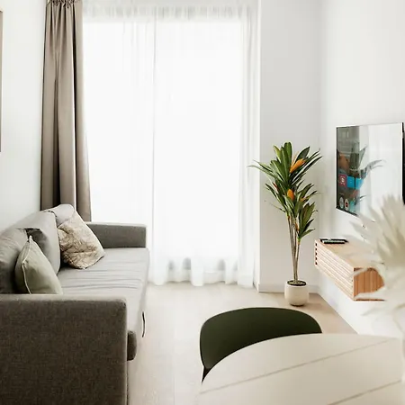 Suitestays Marino Albesa - Ayora, 4*