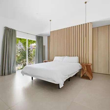 Tropical, Piscina, Bar, Bbq, Aire Acondicionado, 16 Personas Villa