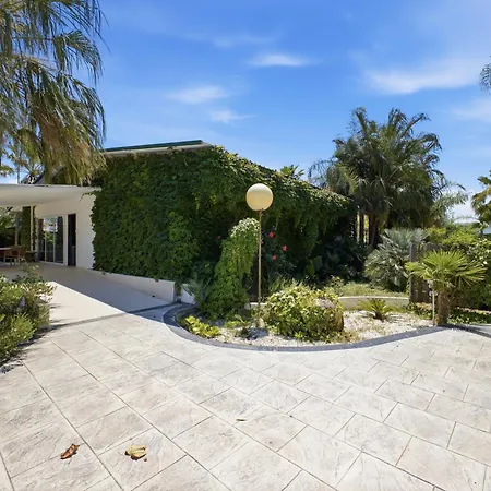 Tropical, Piscina, Bar, Bbq, Aire Acondicionado, 16 Personas Villa