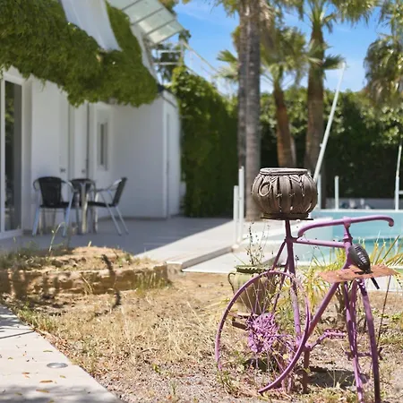 Tropical, Piscina, Bar, Bbq, Aire Acondicionado, 16 Personas Вилла Валенсия