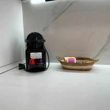 Piso Elegante En Calle Ripalda - Barrio Del Carmen شقة