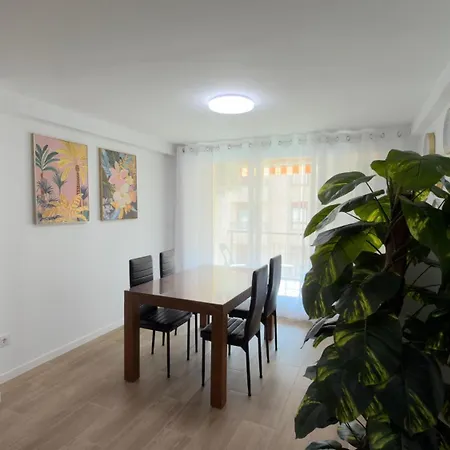 شقة Family House In Benimaclet, 9 Pax, 5 Ac, 5 Tv *