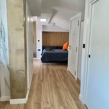 Loft Con Terraza Calle Ripalda - Barrio Del Carmen شقة *