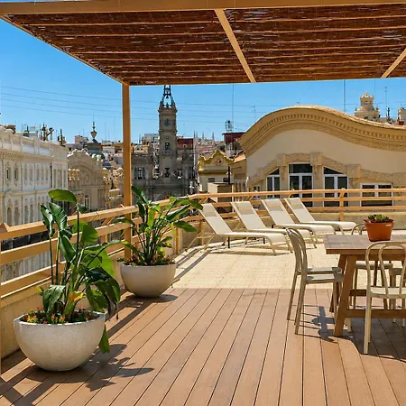 CASA FLORIT - Ático de Lujo con Terraza de 185 m2 - Para 6 Viajeros Apartamento