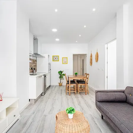 Newly Renovated Next To Turia Gardens شقة *