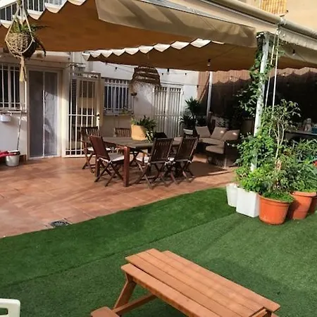 Unique 90 M Terrace In Downtown *
