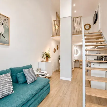 شقة Modern Loft Near Roig Arena