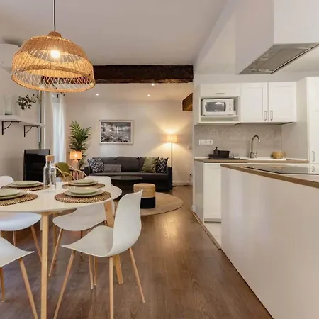 Lujosa Vivienda En *