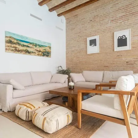 ⭐️new⭐️ Patio A House . Walk To Beach, Port & Met فالنسيا
