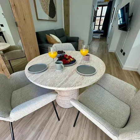 Modern In The Heart Of Ciutat Vella شقة *