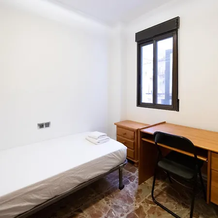 Stylish 2br In Old Town