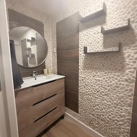 Apartament Con Piscina En