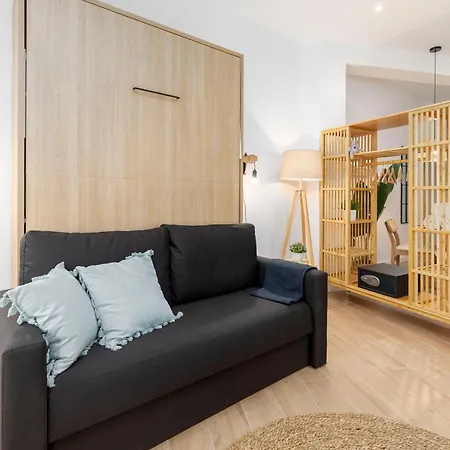 Travel Habitat Loft Parque De Cabecera * فالنسيا