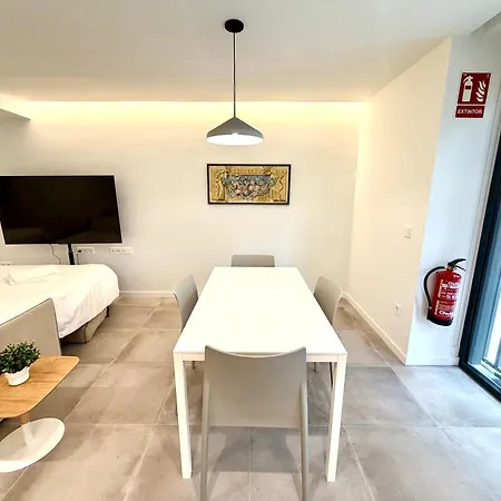 Апартаменты Modern Near Nou Mestalla & Metro