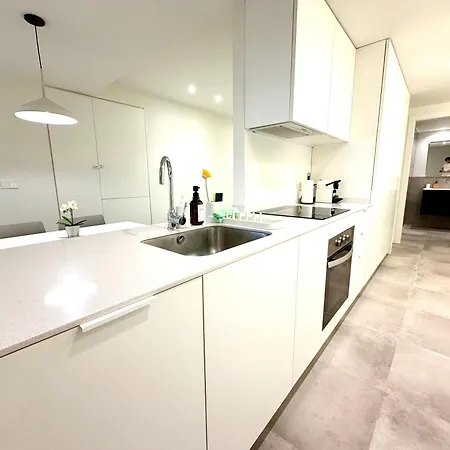 Convenient Near Nou Mestalla & Metro * Valencia