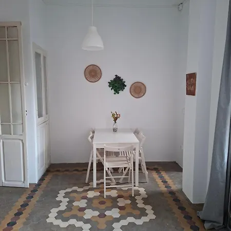 Puerta 7 9 شقة *