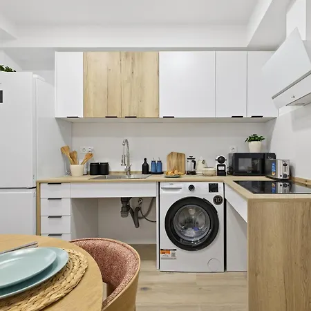 Moderno Loft, Adaptado, Smart Tv, Ac, 3pax, شقة *